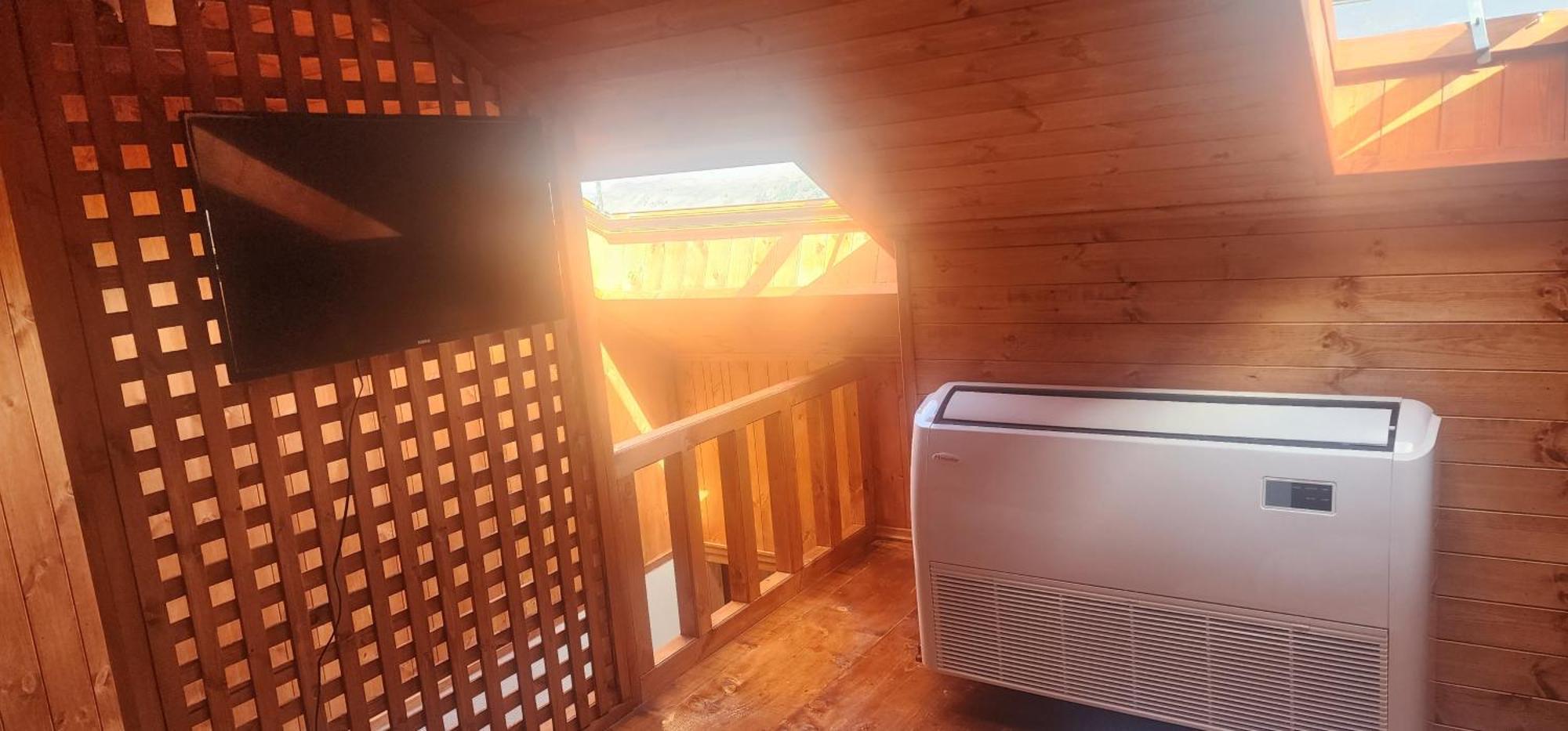 Silver Hill Guesthouse Gjirokastër Cameră foto