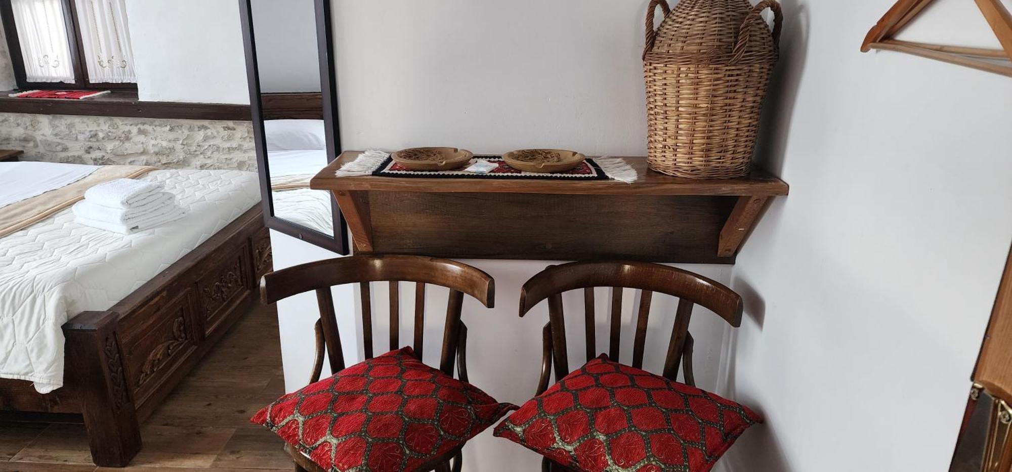Silver Hill Guesthouse Gjirokastër Cameră foto